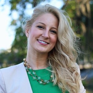 Meet your Posher, Elizabeth